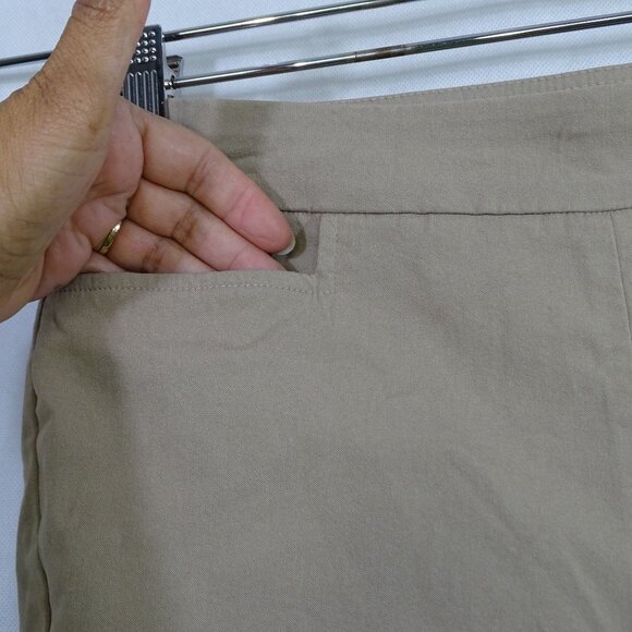 George Beige Rayon Blend Pullon Shorts Women Size S 4-6 With Pockets - Picture 2 of 11